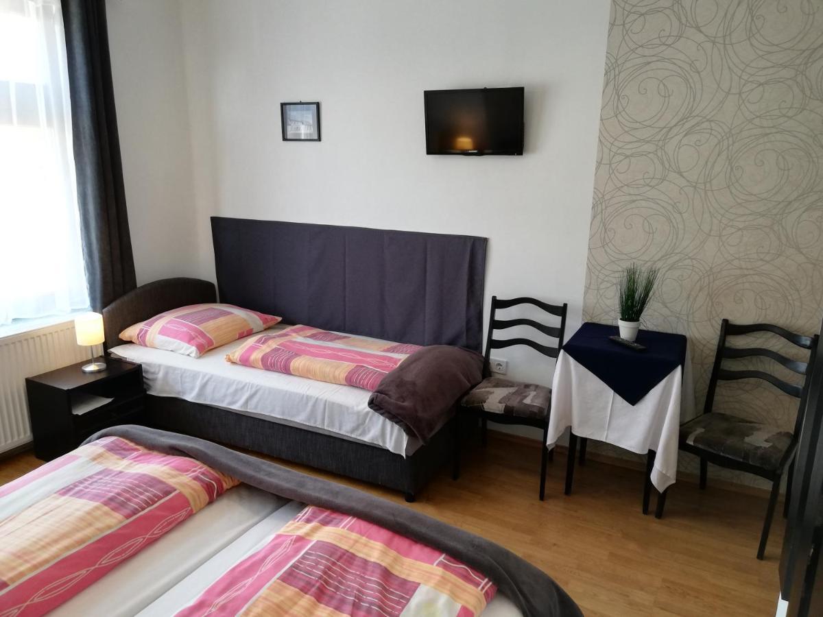 Eden Panzió Bed & Breakfast Eğri Dış mekan fotoğraf