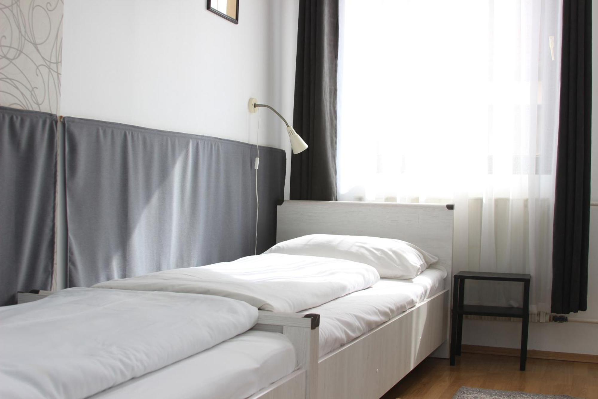 Eden Panzió Bed & Breakfast Eğri Dış mekan fotoğraf