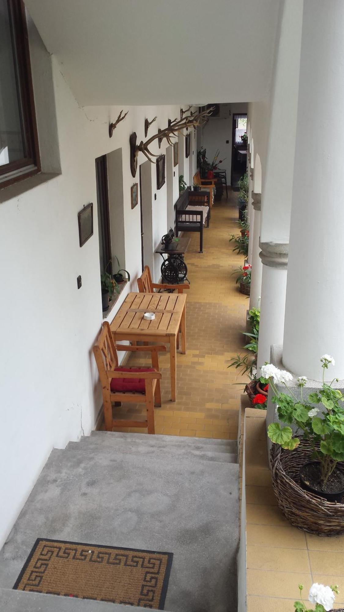 Eden Panzió Bed & Breakfast Eğri Dış mekan fotoğraf