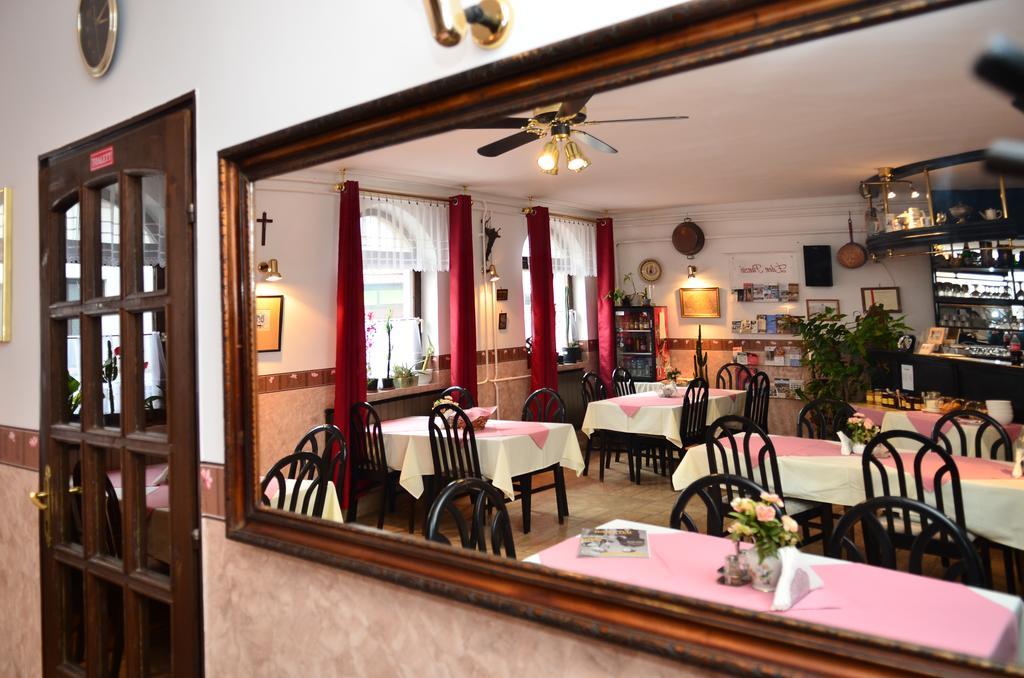 Eden Panzió Bed & Breakfast Eğri Dış mekan fotoğraf