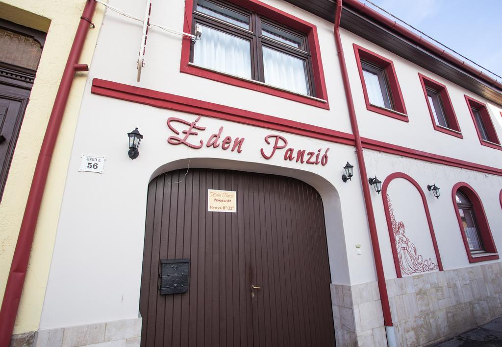 Eden Panzió Bed & Breakfast Eğri Dış mekan fotoğraf