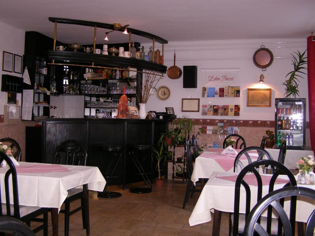 Eden Panzió Bed & Breakfast Eğri Dış mekan fotoğraf